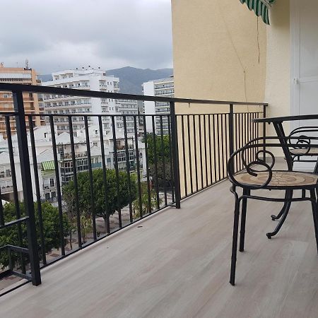 Pepes Home 3 Habitaciones & Parking Gratis 托雷莫利诺斯 外观 照片