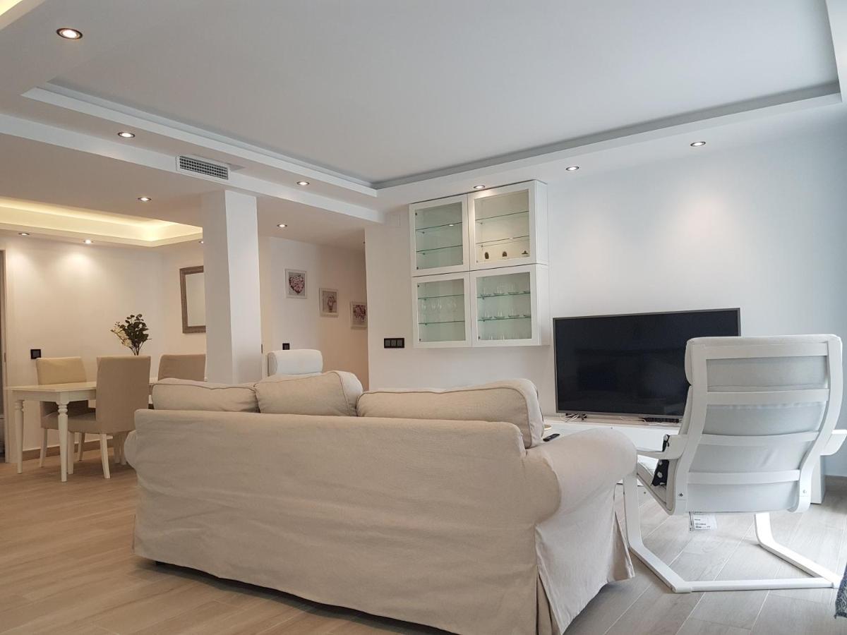 Pepes Home 3 Habitaciones & Parking Gratis 托雷莫利诺斯 外观 照片