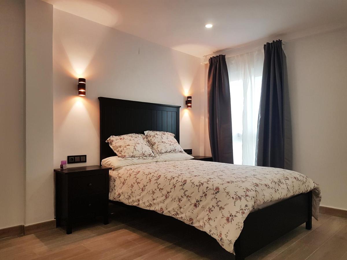 Pepes Home 3 Habitaciones & Parking Gratis 托雷莫利诺斯 外观 照片