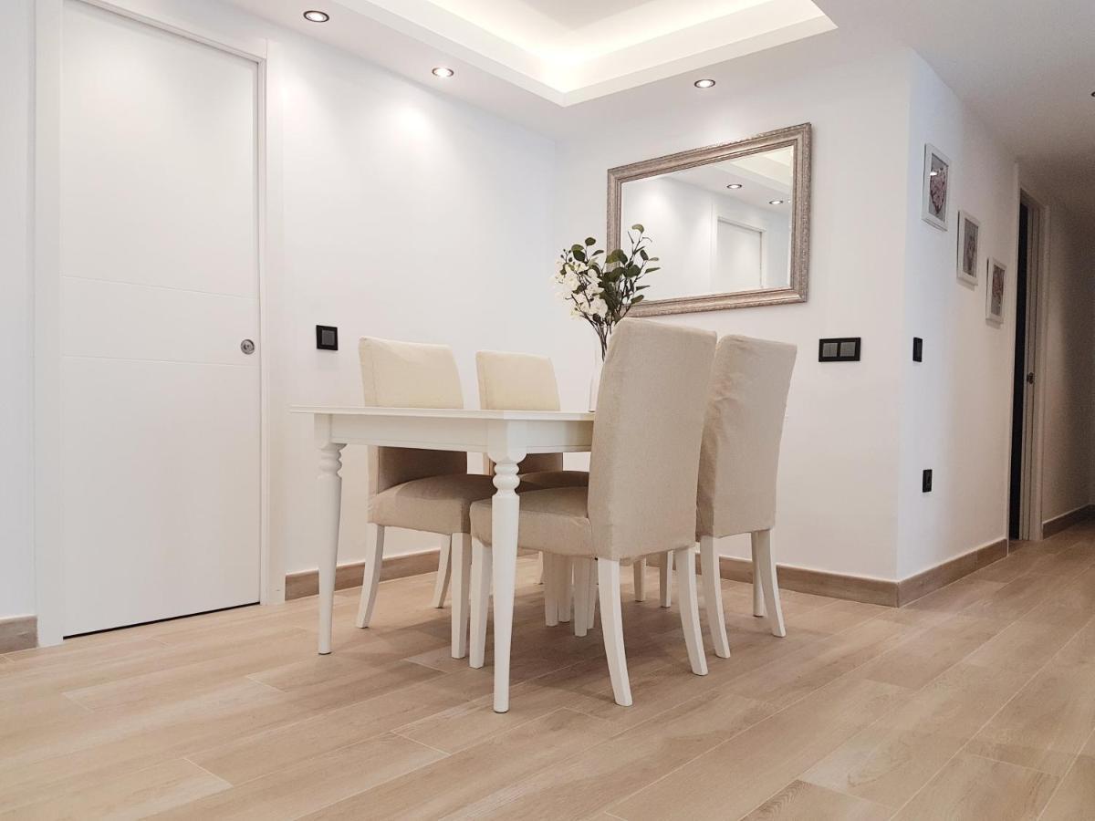 Pepes Home 3 Habitaciones & Parking Gratis 托雷莫利诺斯 外观 照片